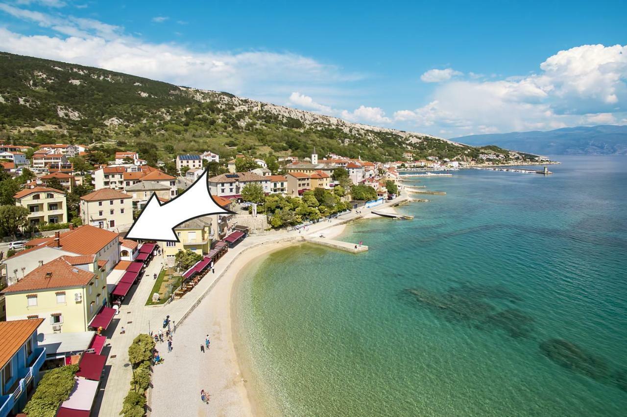 Apartment Bojan With Terrace And Sea View Baska  Exterior photo